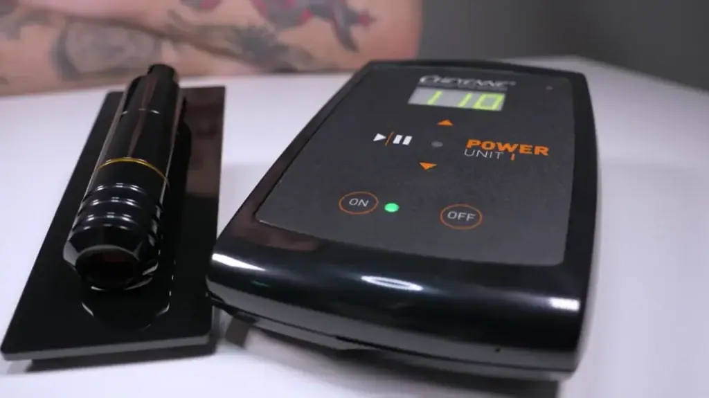 Cheyenne Hawk Tattoo Pen with tattoo power supply